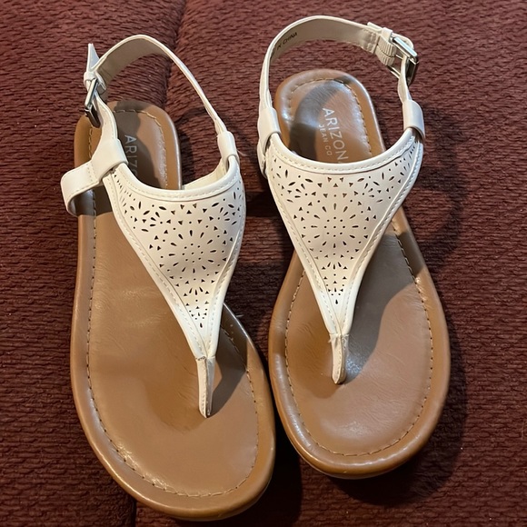 Arizona Jean Company Shoes - Arizona White Sandals Size 6 1/2